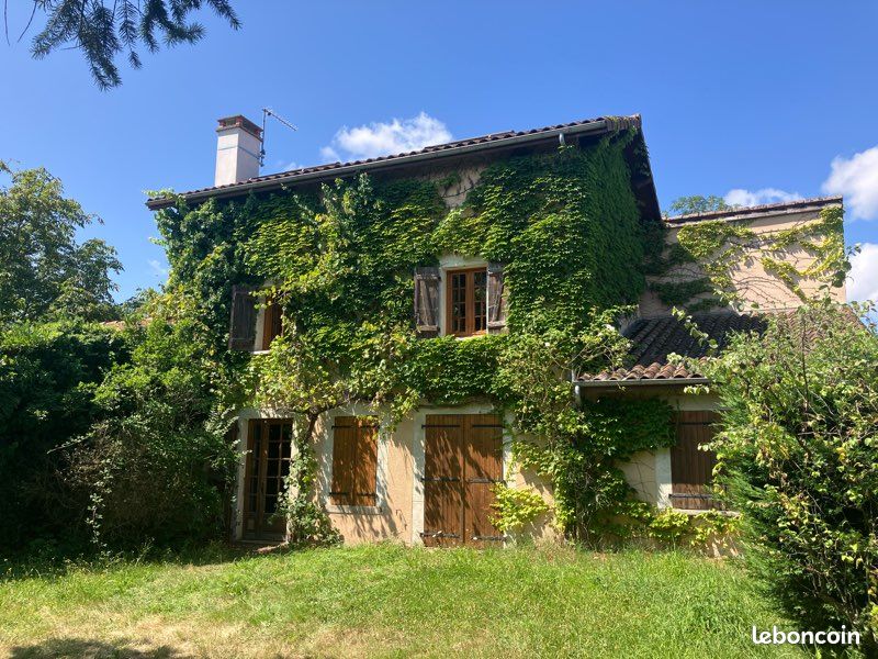 Maison 6 pièces 207 m² · à Courpière · 207 m² · 249 000 €