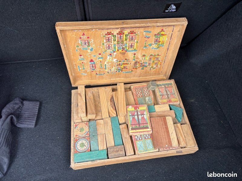 Coffret De Jeu De Construction En Bois Ancien "Construction Moderne" - Occasion