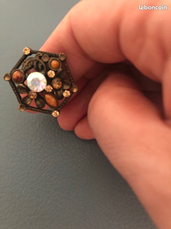 Bague fantaisie style ancien marron (image 2)