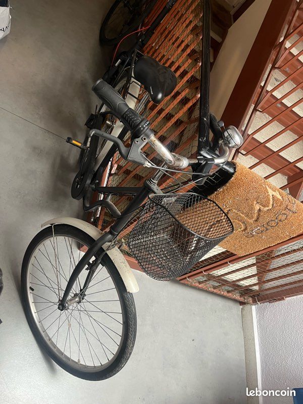 Urgent ‼️ Vélo de ville adulte (image 2)