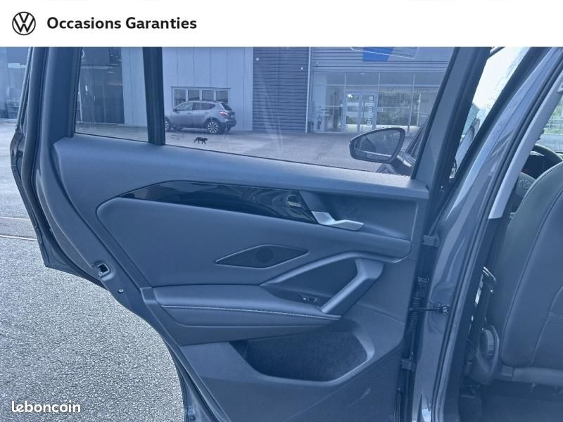Volkswagen Tiguan 1.5 eTSI 150ch Elegance DSG7 (image 28)