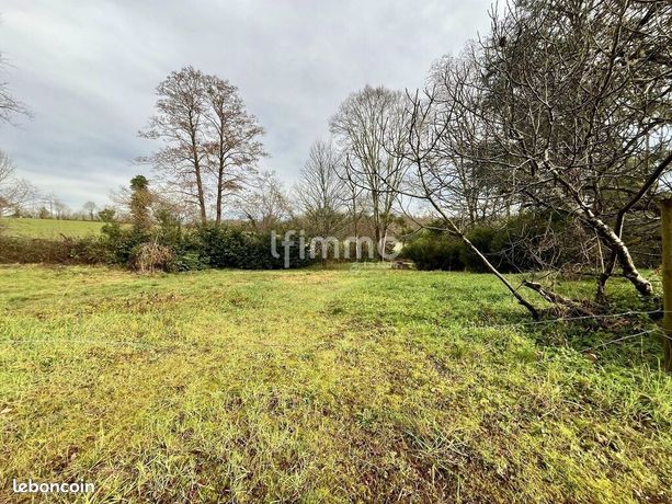 Terrain 1709 m² Lacommande