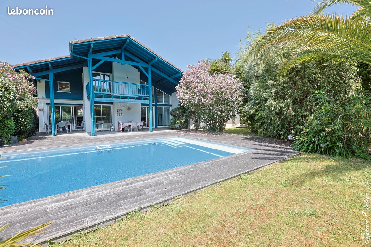 Maison 7 pièces 170 m² · à Arcangues · 170 m² · 1 050 000 €