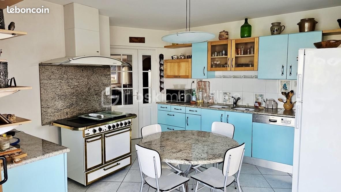 Propriété 7 pièces 170 m² (image 9)