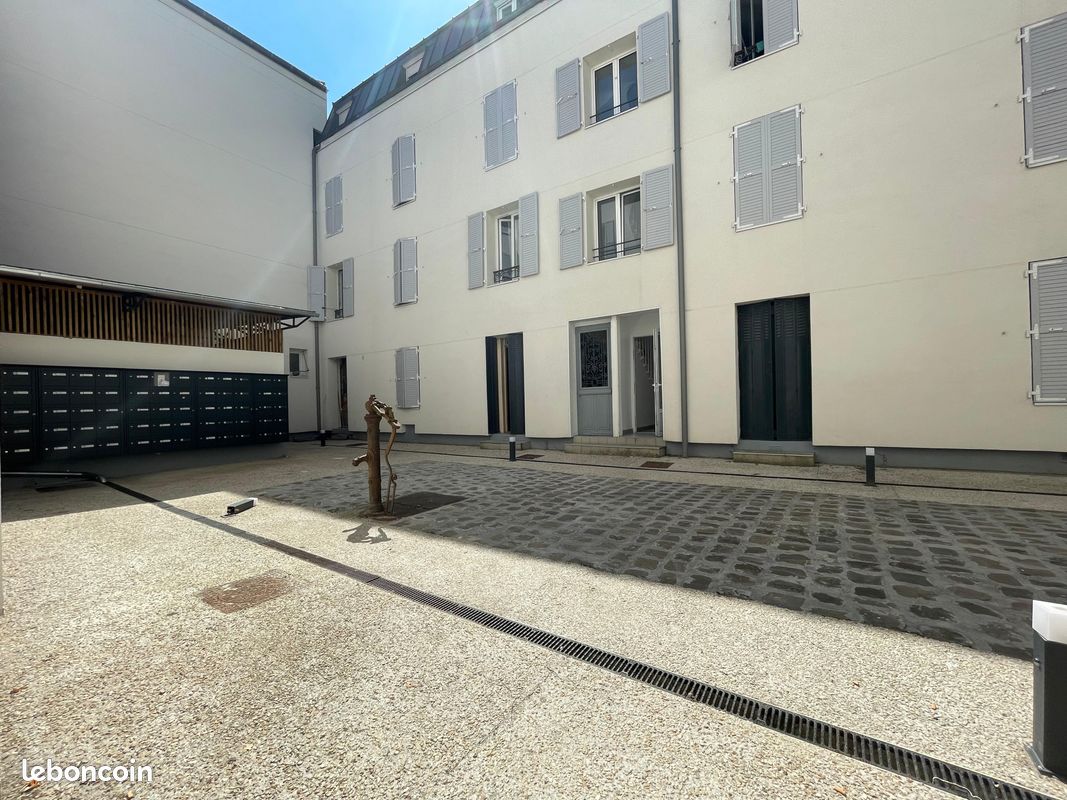 Appartement 1 pièce 7 m² · à Boulogne-Billancourt · 7 m² · 65 000 €