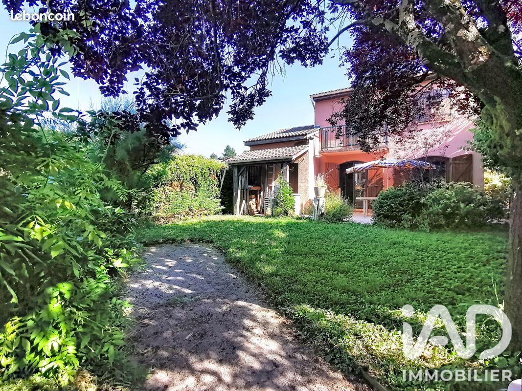 Maison 4 pièces 84 m² · à Corbas · 84 m² · 345 000 €