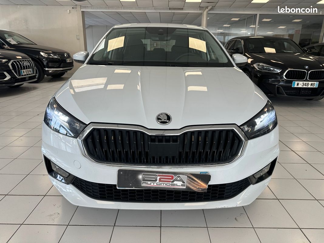 Skoda Fabia IV 1.0 TSI 95 CH SELECTION EXPORT ALGERIE 2024 (image 2)
