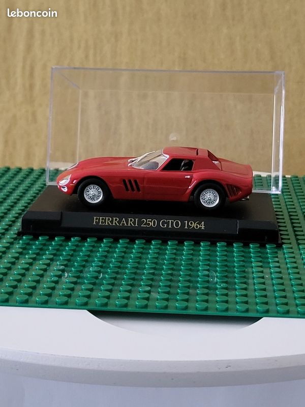 1/43 HACHETTE COLLECTIONS Voiture Miniature FERRARI 288 GTO Neuf EUR 6,50 - FR