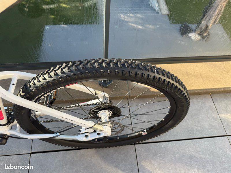 VTT btwin 560 en 27.5 taille M (image 10)