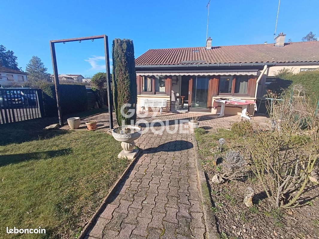 Maison 6 pièces 115 m² · à Feurs · 115 m² · 164 000 €