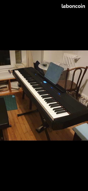 Piano numérique Yamaha P-515 (image 1)