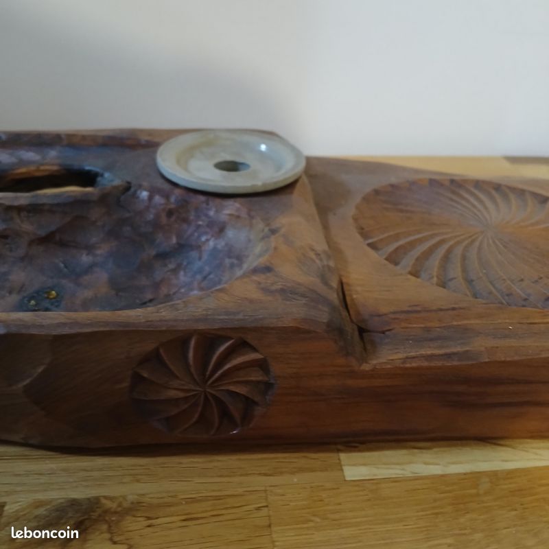 Écritoire de bureau ancien en Pin cembro du Queyras sculpté / Plumier vintage (image 5)