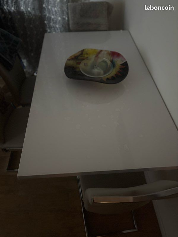 Table (image 2)