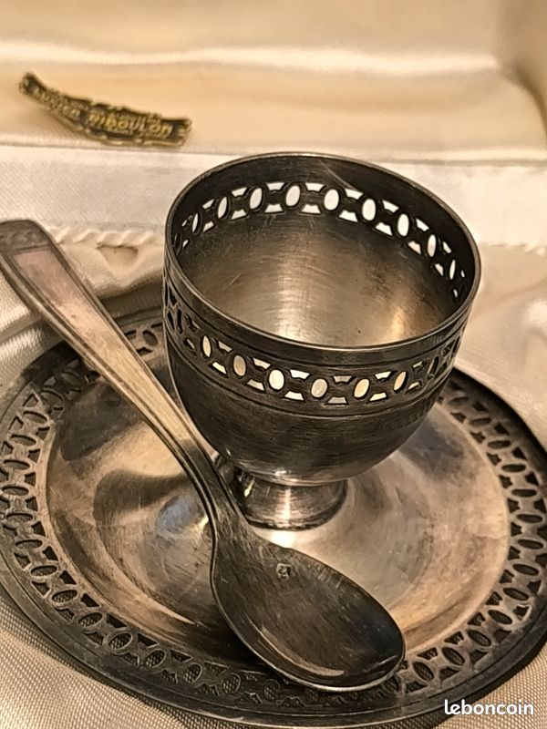 Coquetier avec sa cuillère dans écrin (image 2)