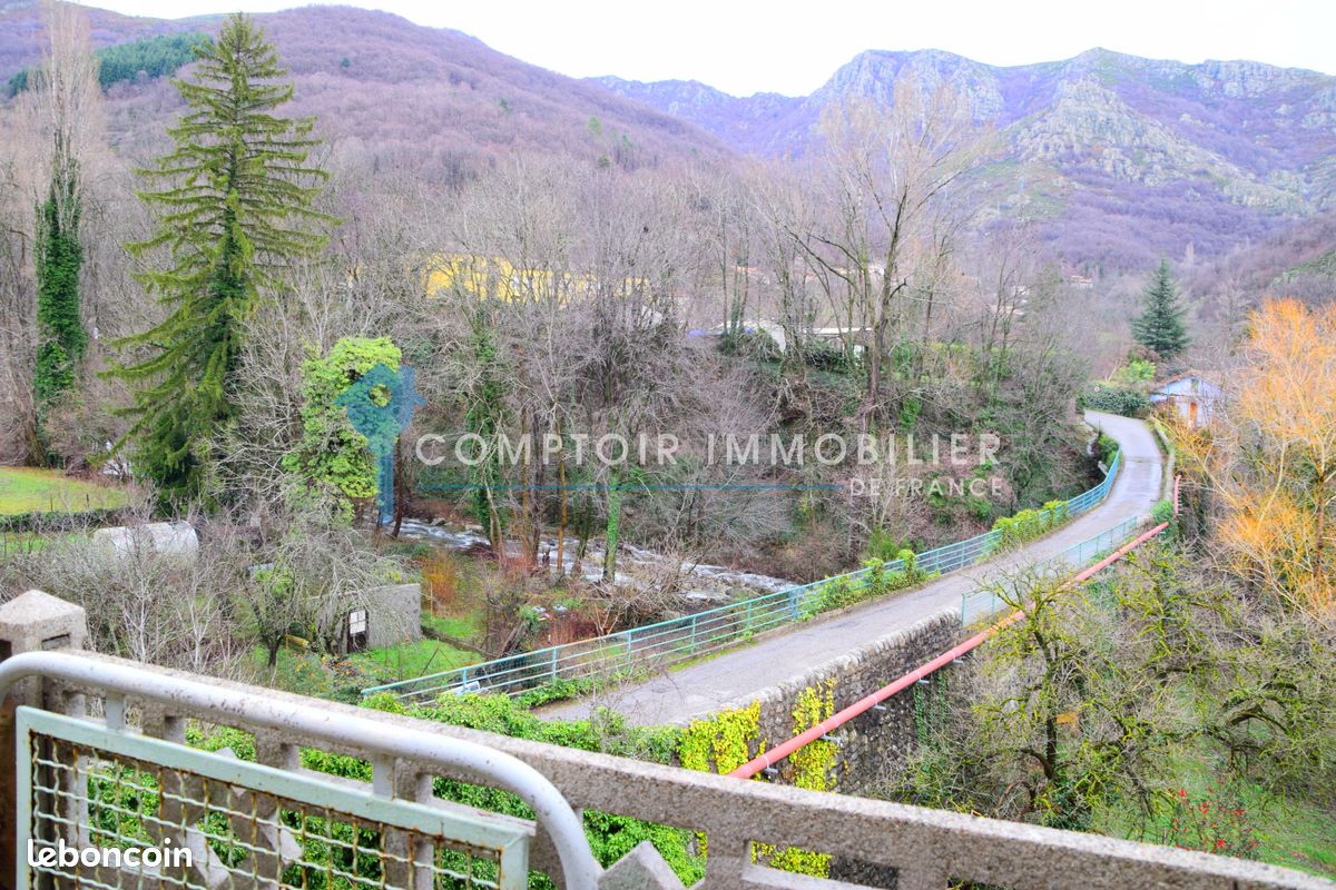 Maison 6 pièces 93 m² · à Montpezat-sous-Bauzon · 93 m² · 88 000 €