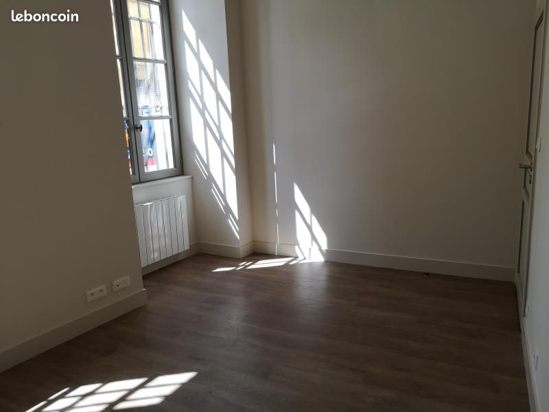 Appartement 2 pièces 49 m² · à Nîmes · 49 m² · 566 €
