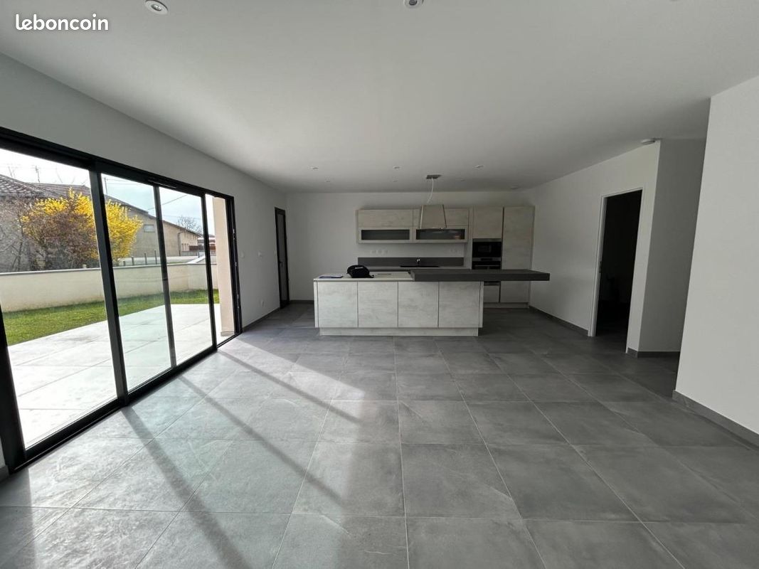 Maison 4 pièces 105 m² · à Attignat · 105 m² · 1 210 €/mois