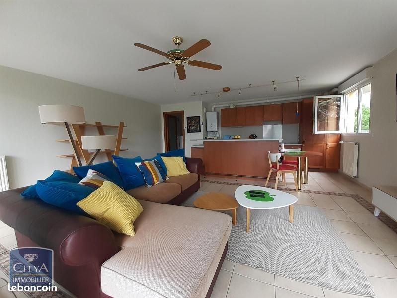 Appartement 3 pièces 69 m² · à Grenoble · 69 m² · 990 €/mois