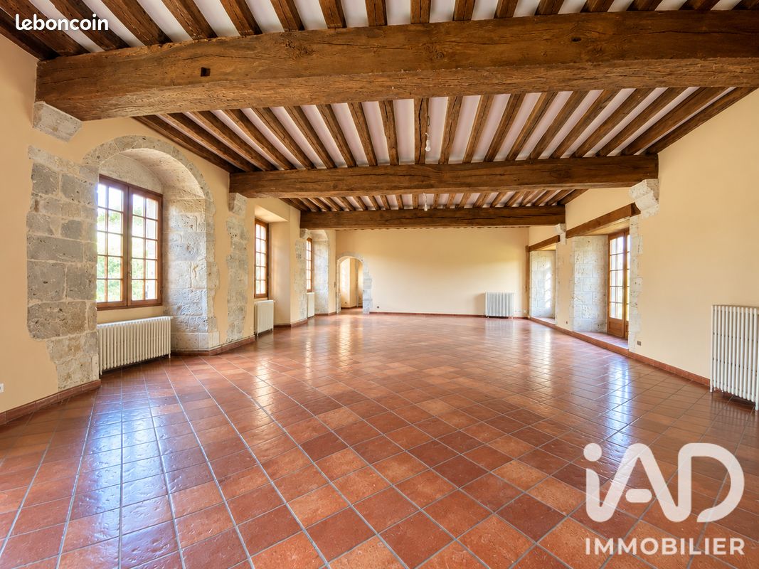 Maison 8 pièces 252 m² · à Gallardon · 252 m² · 209 000 €