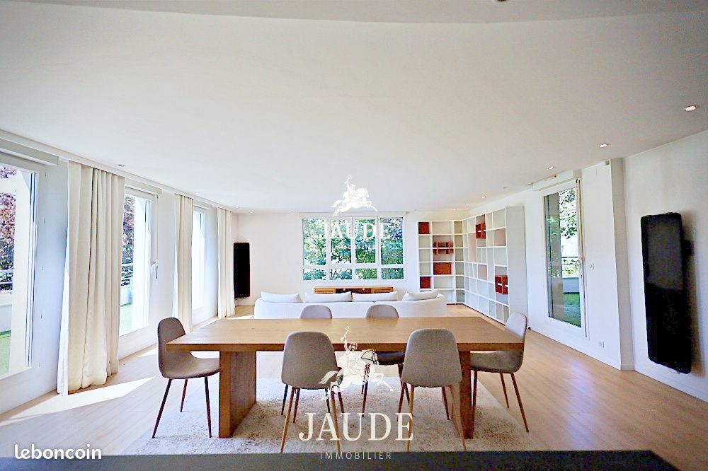 Appartement 3 pièces 129 m² · à Clermont-Ferrand · 129 m² · 379 000 €