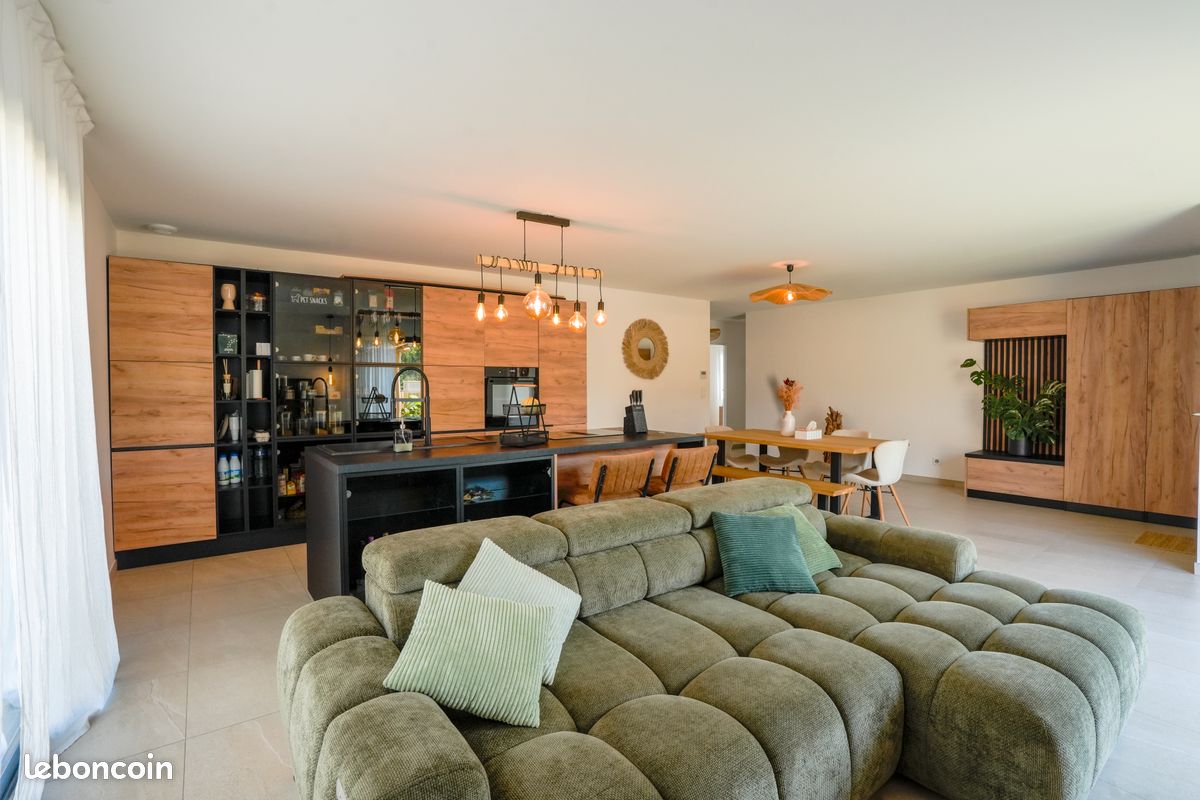 Maison 4 pièces 101 m² · à Cessenon-sur-Orb · 101 m² · 329 000 €