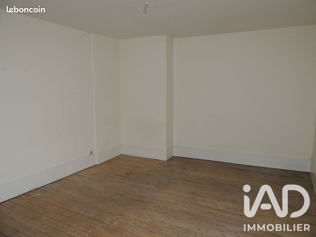 Appartement 2 pièces 45 m² · à Arpajon · 45 m² · 110 000 €