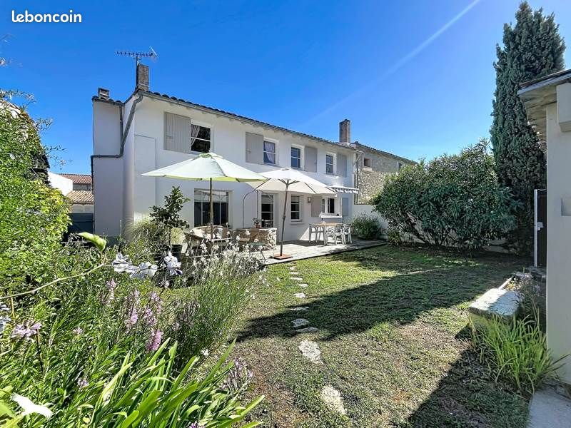 Maison 7 pièces 179 m² · à Chaillevette · 179 m² · 348 480 €