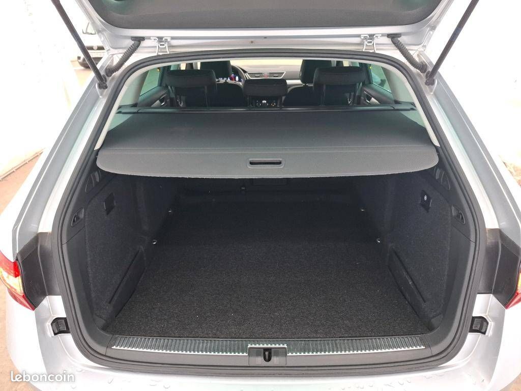 SKODA Superb Combi 2.0 TDI 150 SCR DSG7 Business (image 7)