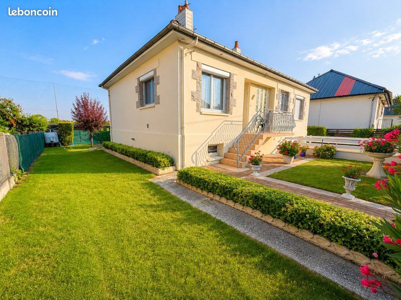 Maison 2 pièces 75 m² · à Aron · 75 m² · 106 900 €