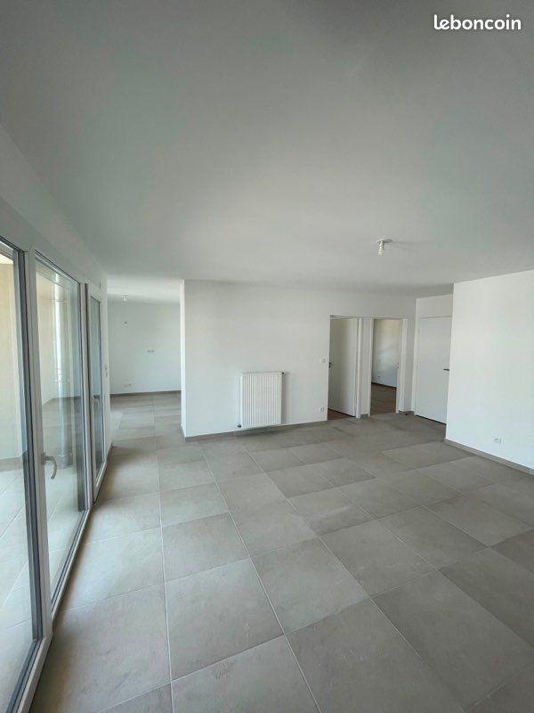 Appartement 3 pièces 75 m² · à Vienne · 75 m² · 1 090 €