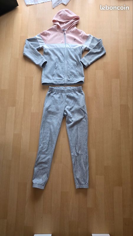 Ensemble de sport (image 1)