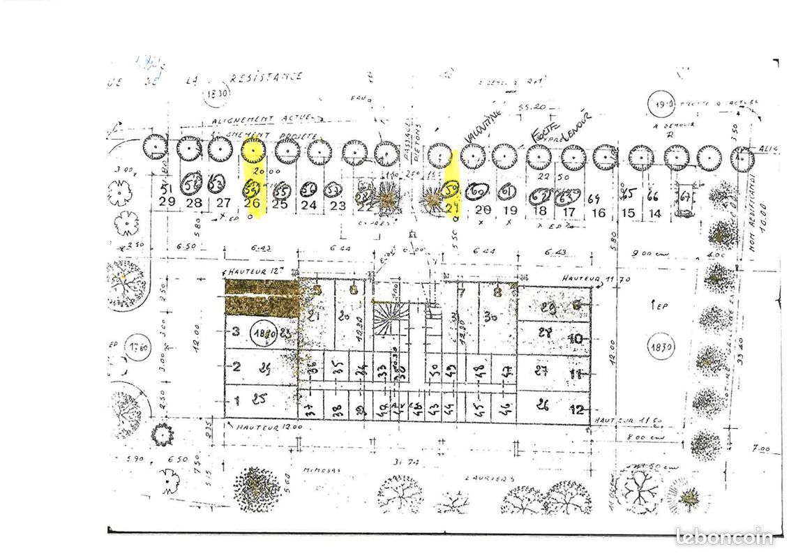 Parking/box TOULON · 60 €/mois