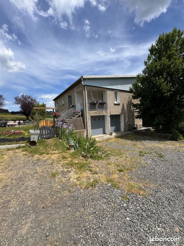 Immeuble 3 pièces 160 m² · à Saint-Flour · 160 m² · 193 500 €