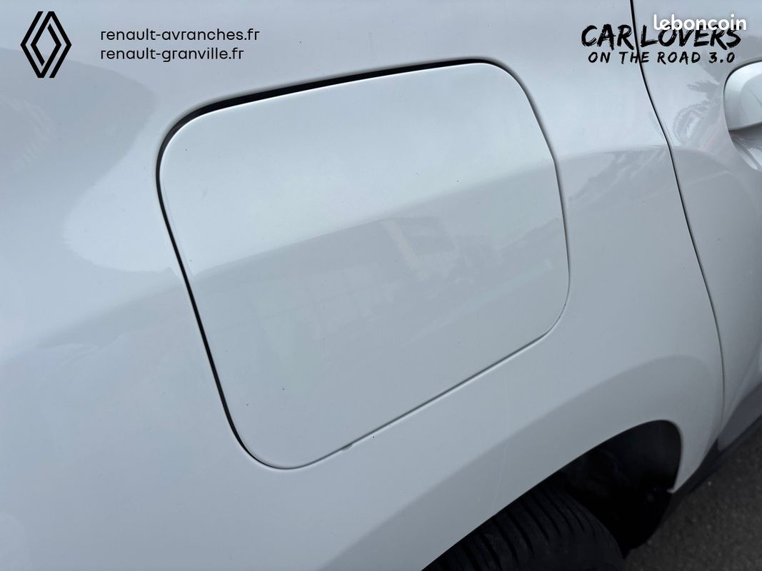 DACIA Duster Blue dCi 115 4x4 Prestige (image 27)