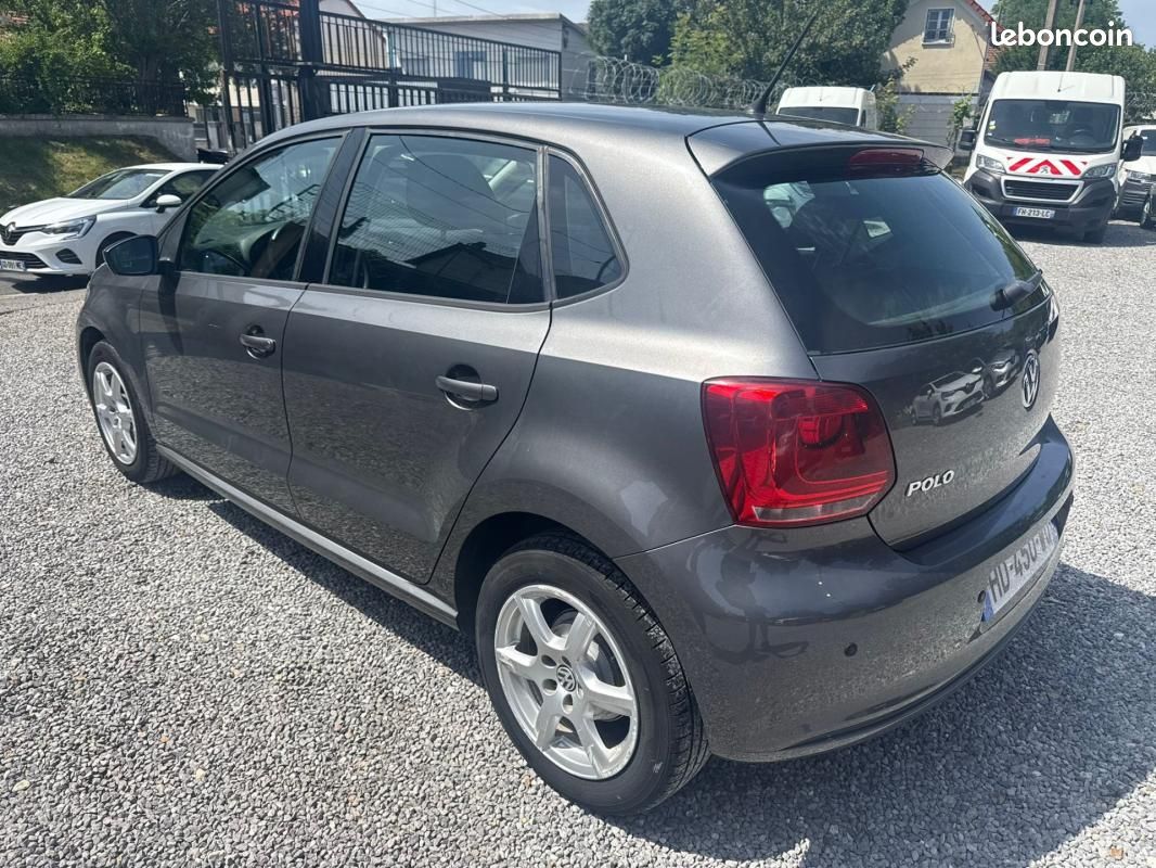 Volkswagen Polo 1.2 70 CH Trendline (image 9)