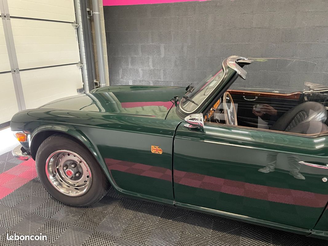 TRIUMPH TR6 2,5 152CH PI Avec Restauration Complète En 2000 (image 4)