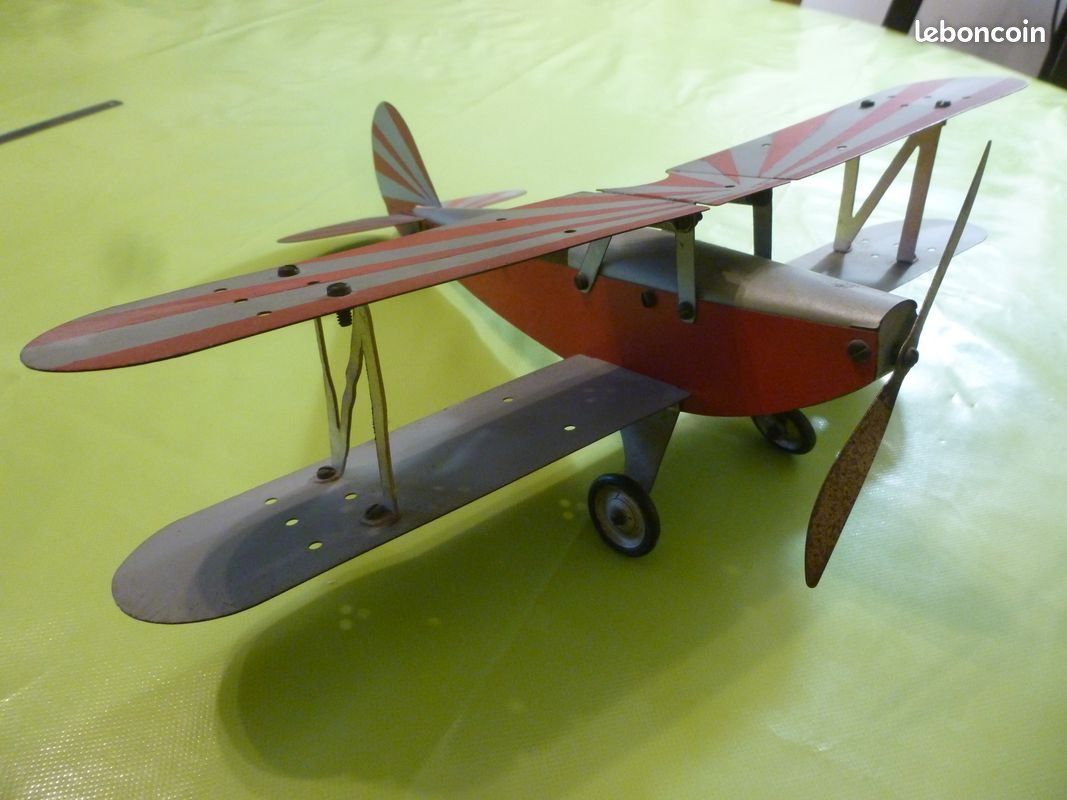 Avion en tôle ancien Meccano / Mécavion - Collection
