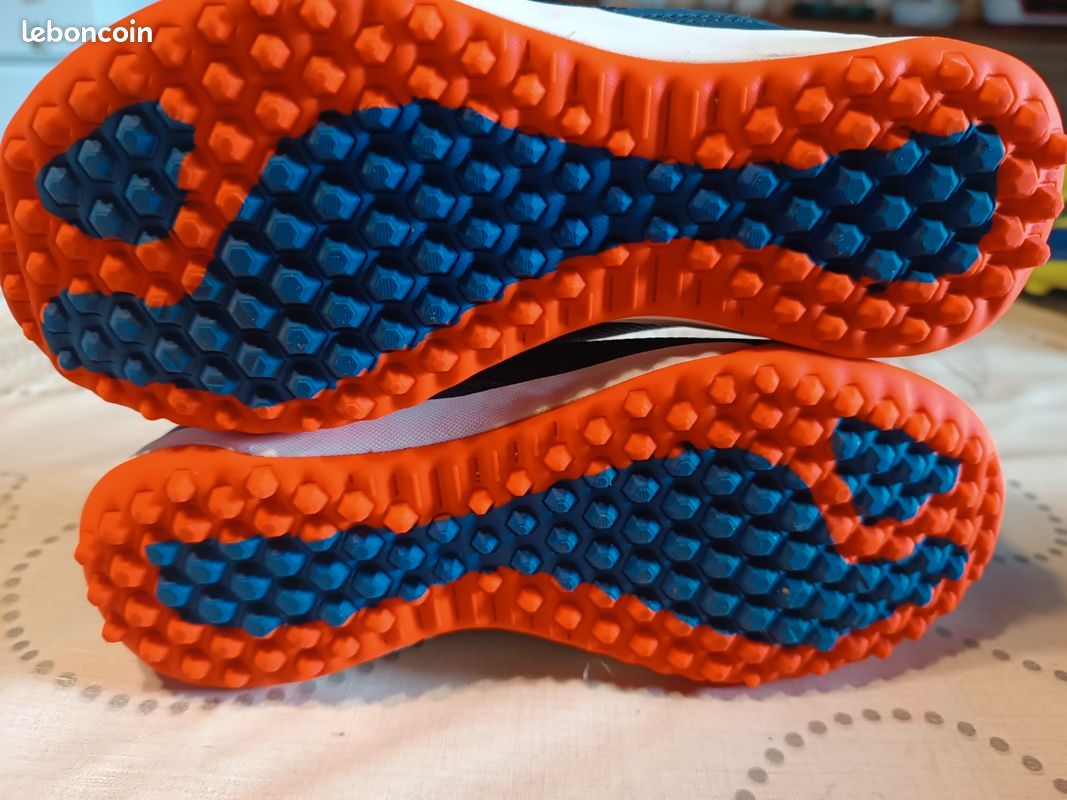 Chaussure foot 32 (image 2)
