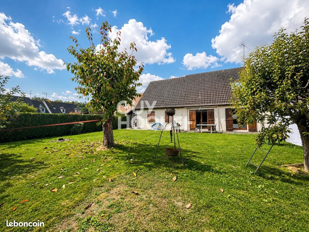 Maison 6 pièces 122 m² · à Ozoir-la-Ferrière · 122 m² · 459 000 €