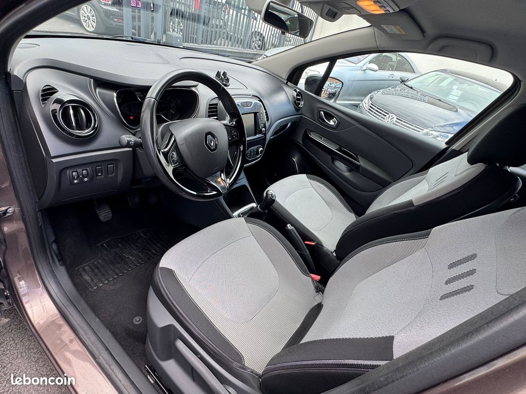 Renault Captur 0.9 TCe 90 cv Intens (image 5)