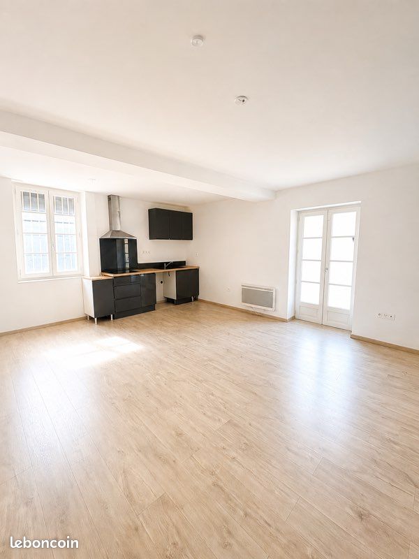 Appartement 3 pièces 65 m² · à Mirepoix · 65 m² · 690 €
