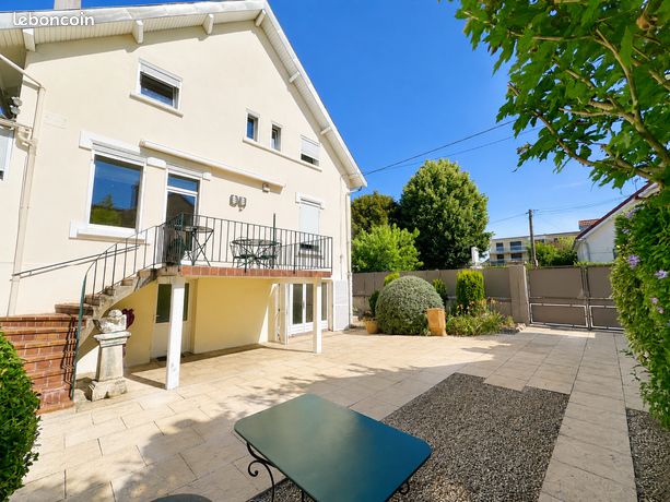 Maison 4 pièces 174 m² — 12