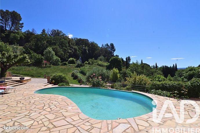 Villa 5 pièces 187 m²