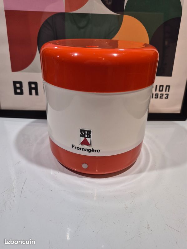 Fromagère électrique SEB Vintage – Blanc/orange – 26W, Fonctionnelle