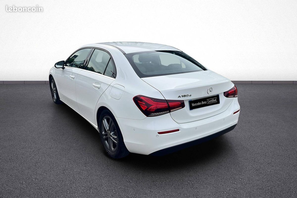 MERCEDES Classe A 180 d 7G-DCT Style Line (image 4)