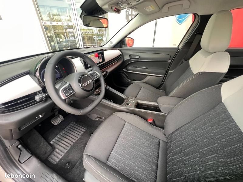 Fiat 600 e 156ch 54kWh Business Edition (Certinergy 6100 déduit) (image 9)