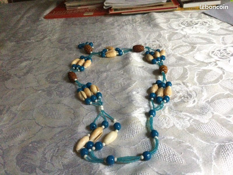 Collier tahitien travail artisanal (image 3)
