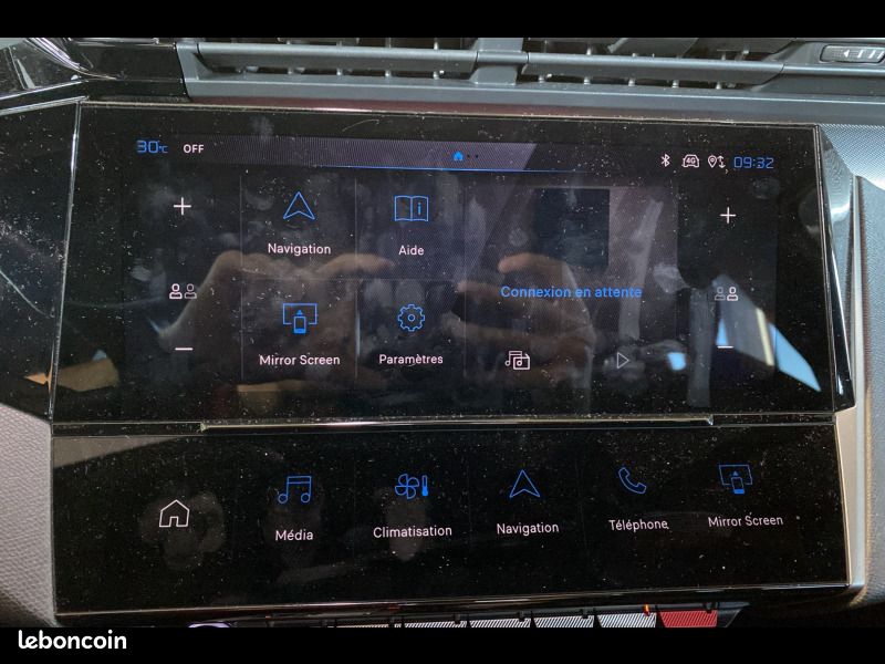 Peugeot 308 SW Plug-in Hybrid 195 ch e-DCS7 GT (image 19)