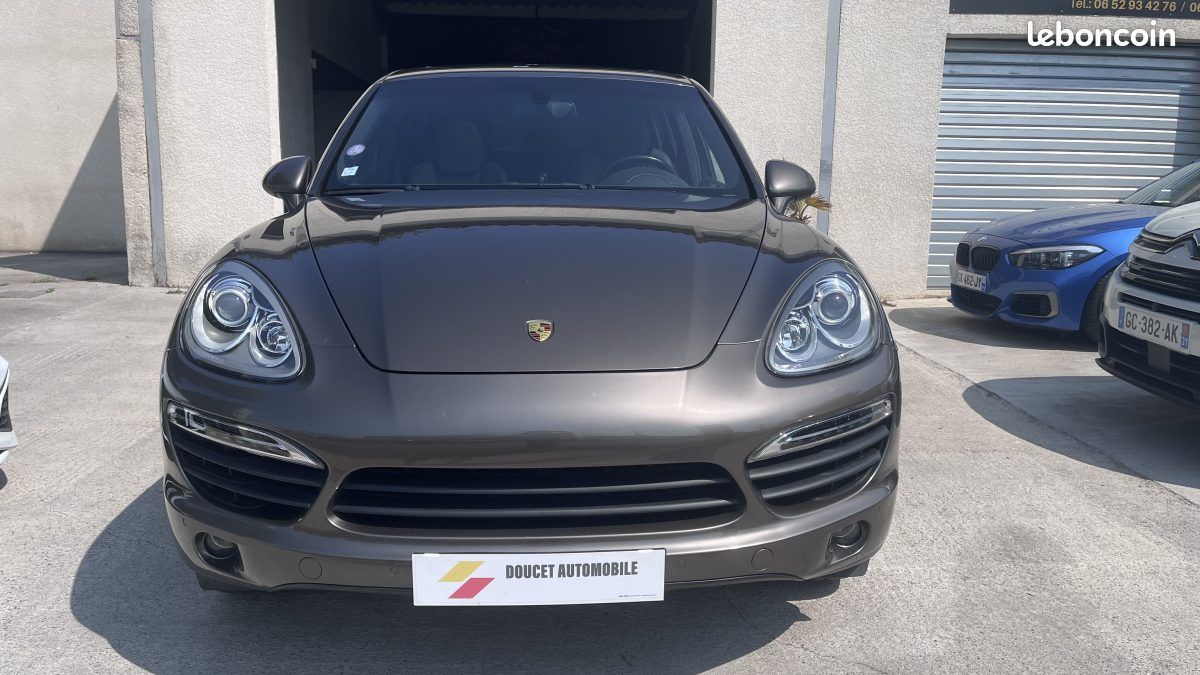 PORSCHE CAYENNE S HYBRID 3 L V6 HYBRID 380 cv (image 2)