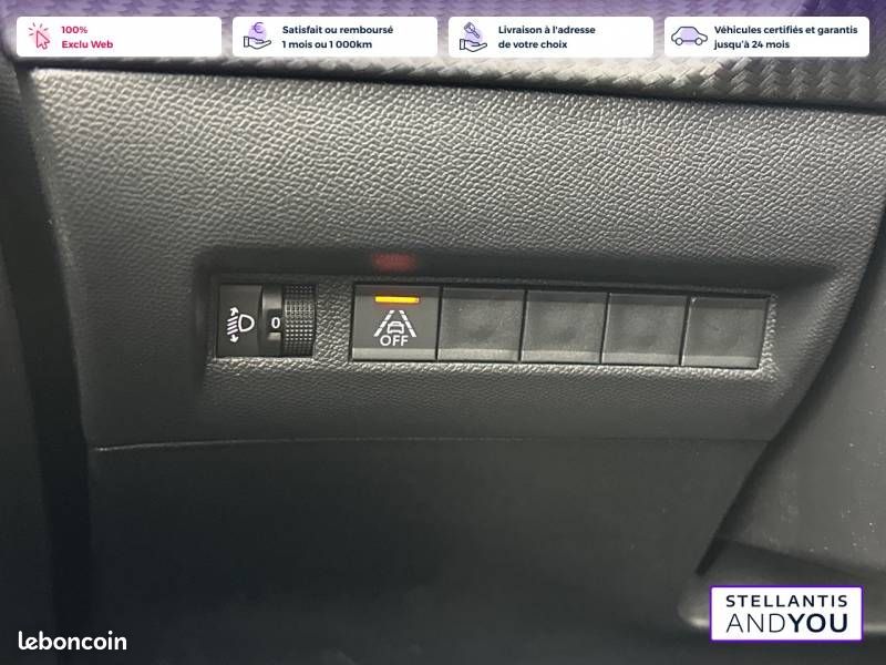 Peugeot 208 PureTech 75 S&S BVM5 Active Pack (image 16)